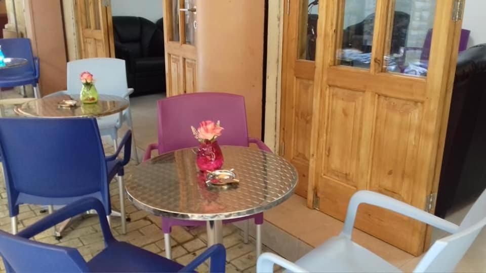 The Tony Hotel Nikosia Bagian luar foto